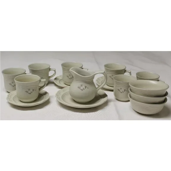 Pfaltzgraff Dining Pfaltzgraff Heirloom Dinnerware Set Poshmark